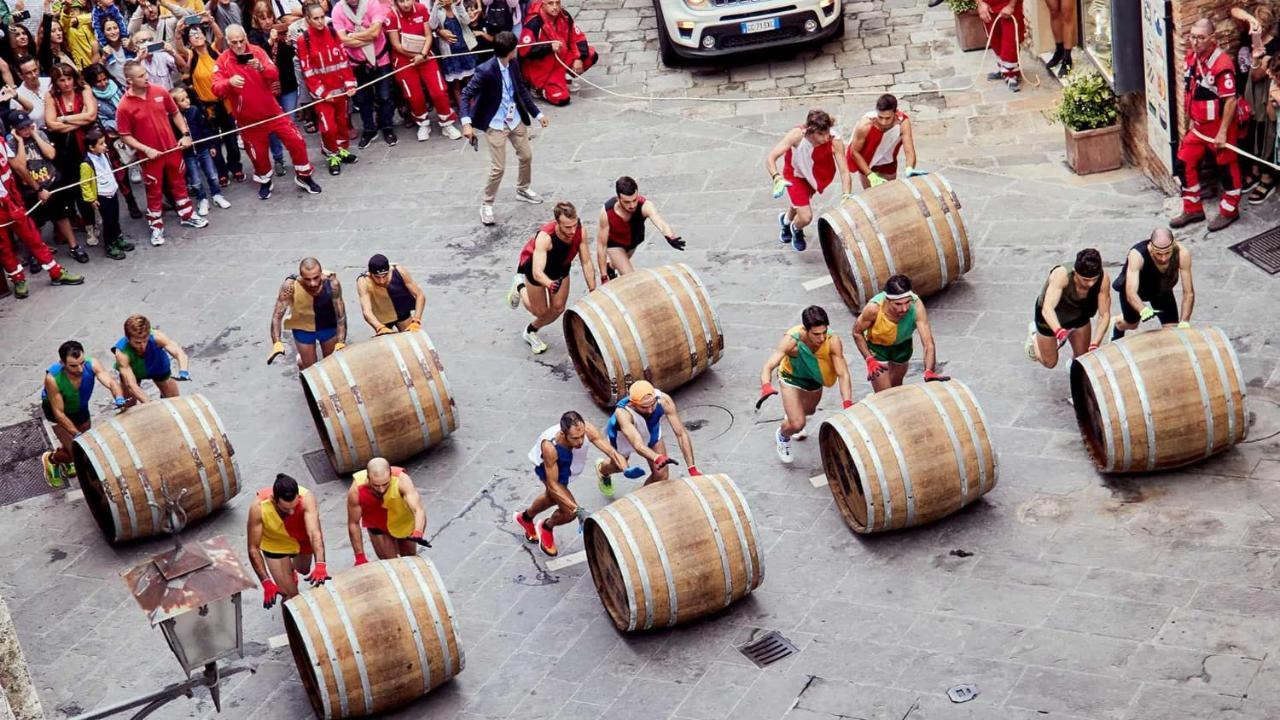 Il Loggione,Montepulciano Esperienza Toscana, 150 Mt Da Piazza Grande Buitenkant foto