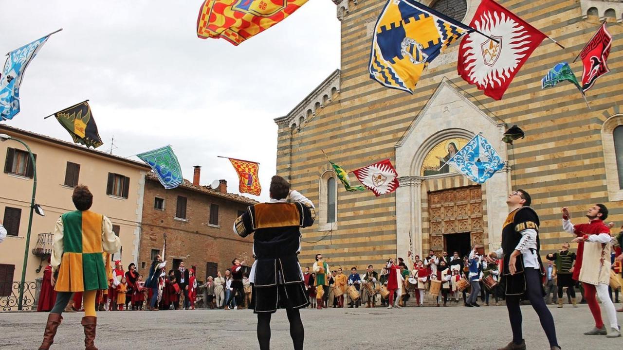 Il Loggione,Montepulciano Esperienza Toscana, 150 Mt Da Piazza Grande Buitenkant foto